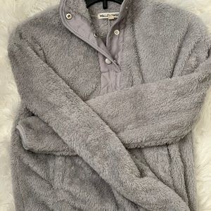 Gray pullover